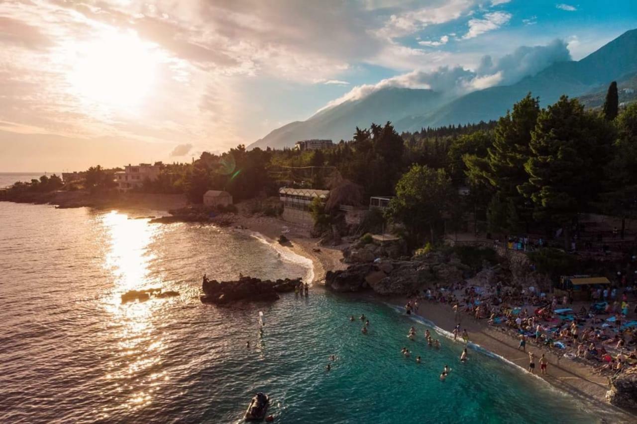 Queen Vasilika Otel Dhërmi Dış mekan fotoğraf
