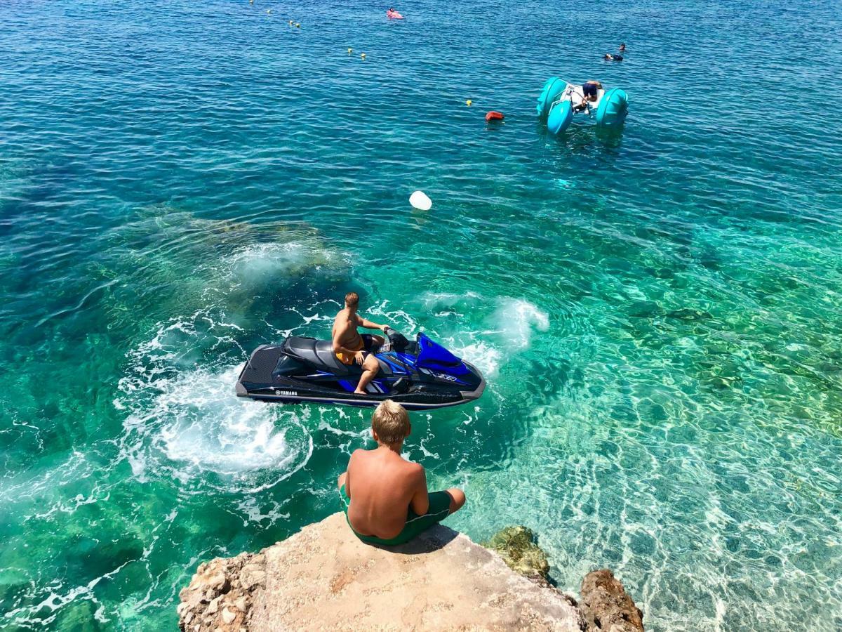 Queen Vasilika Otel Dhërmi Dış mekan fotoğraf